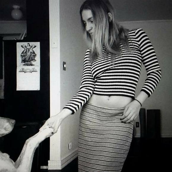 Meet your Posher, Kat - Picture 2 of 2